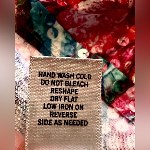 Very Cute Cache Blouse, Med, Excellent Preowned Condition-Multicolored w/Sequins - Picture 9 of 9